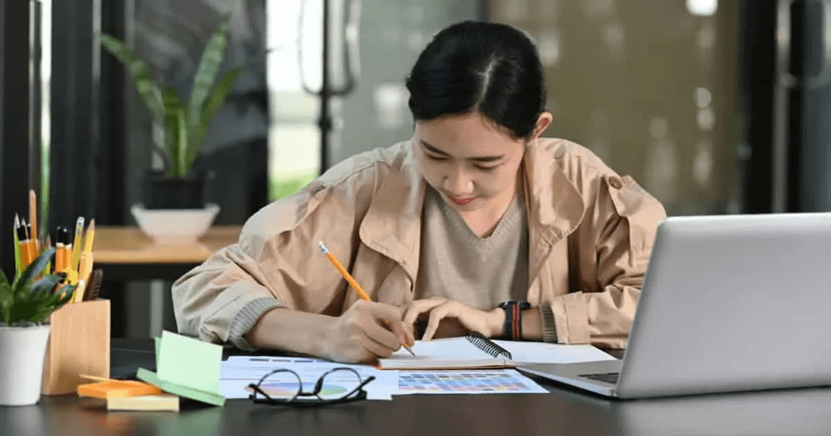 Rolling Admission vs. Early Action: Which Is Right for You?