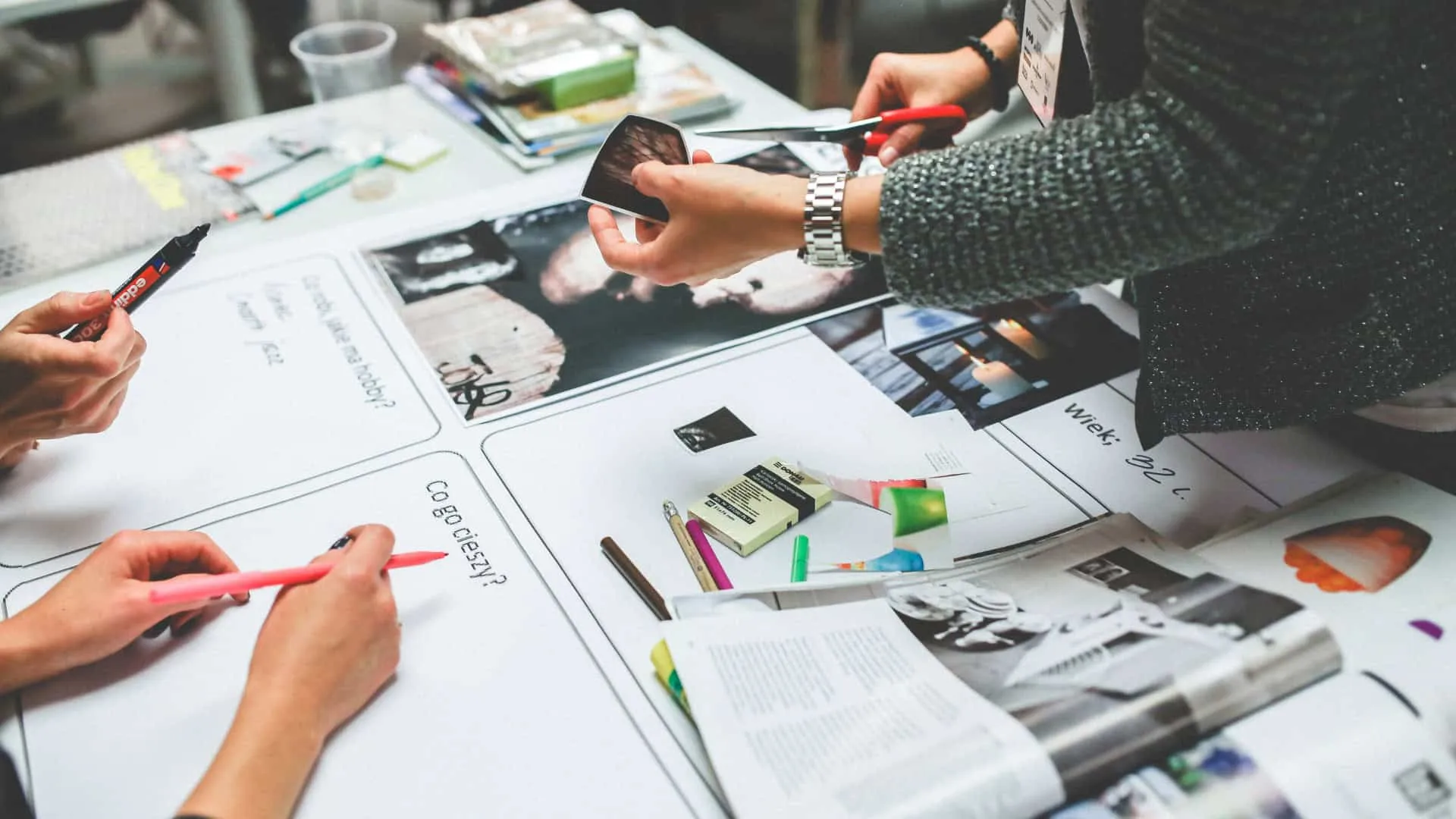How Does Artificial Intelligence (AI) Affect Students' Creativity?