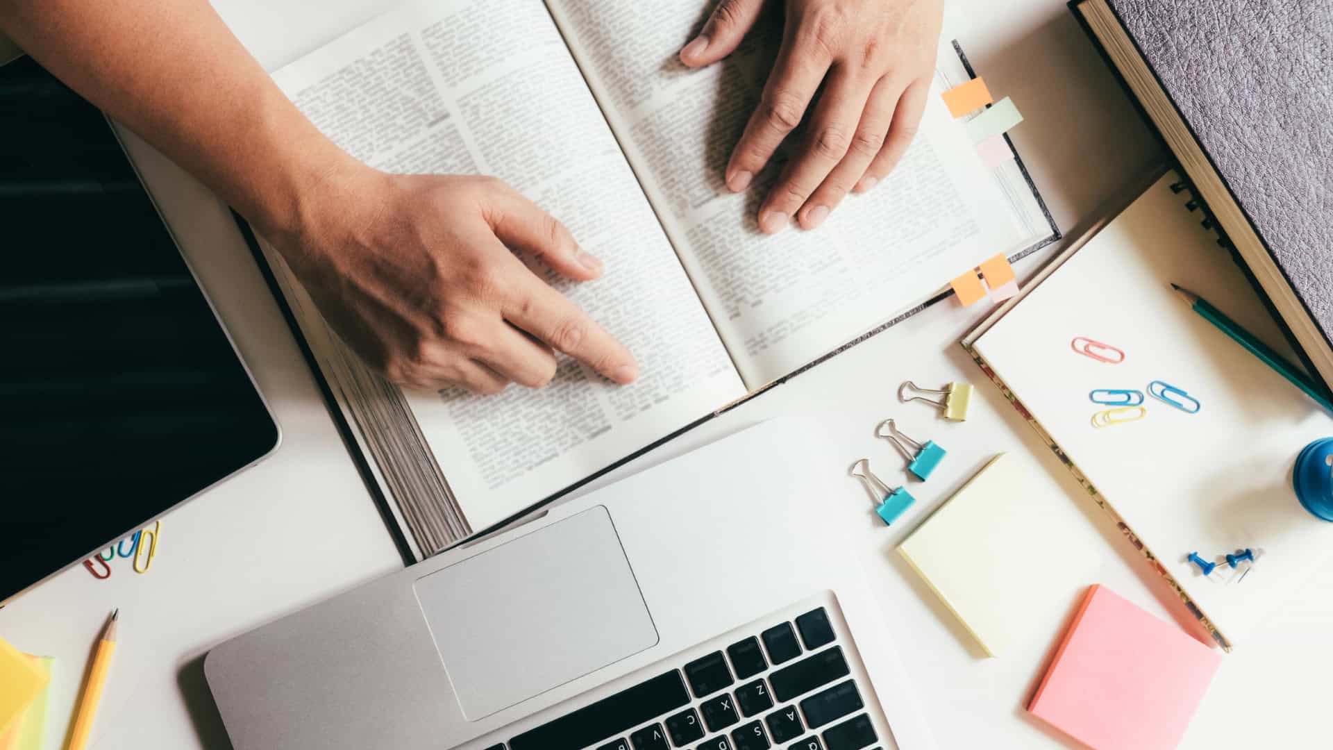 students taking help of ai to write academic essays