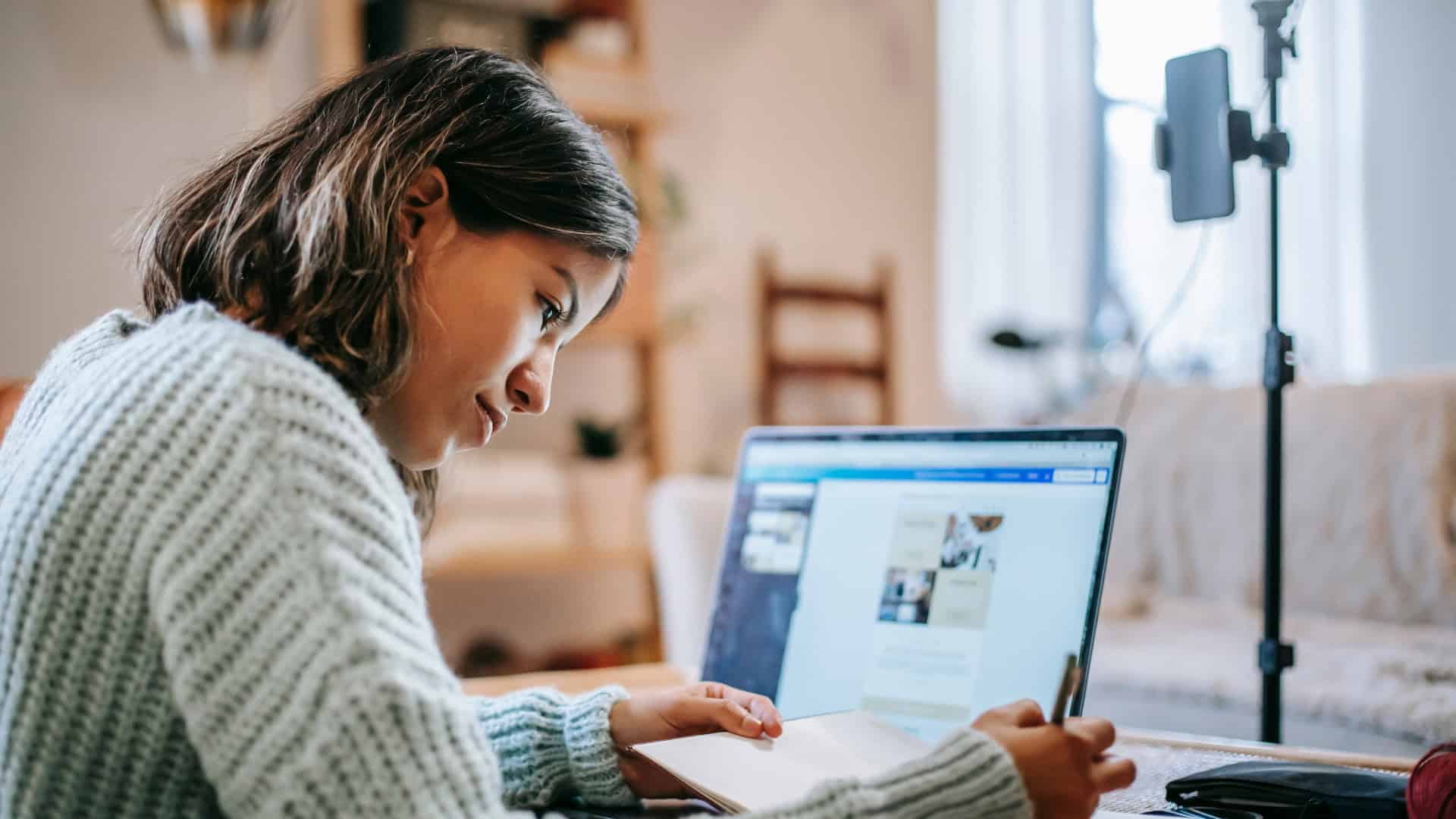 student using ai for studying